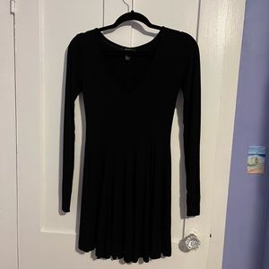 Forever 21 black Jersey swing dress small